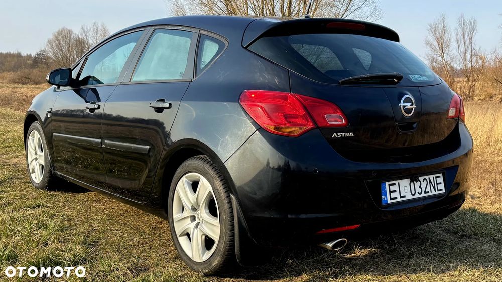 Opel Astra 1.4 T Edition 150 - 3