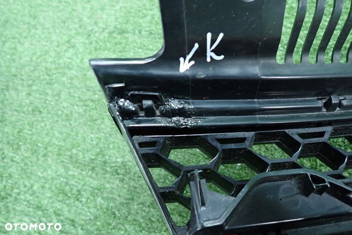 VW GOLF VI GTI atrapa grill - 9