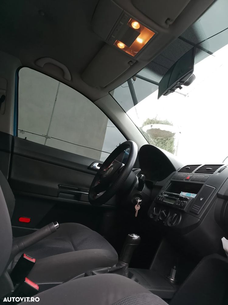 Volkswagen Polo 1.2 Attractive - 19