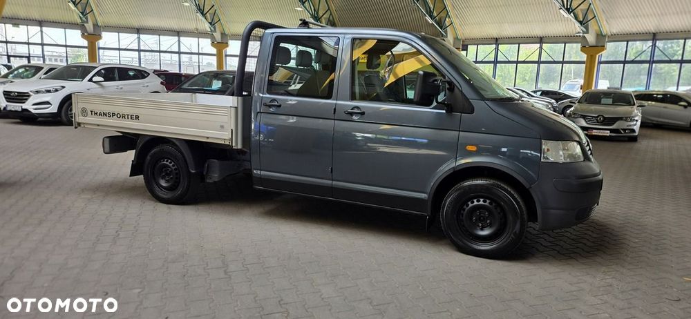 Volkswagen Transporter - 1