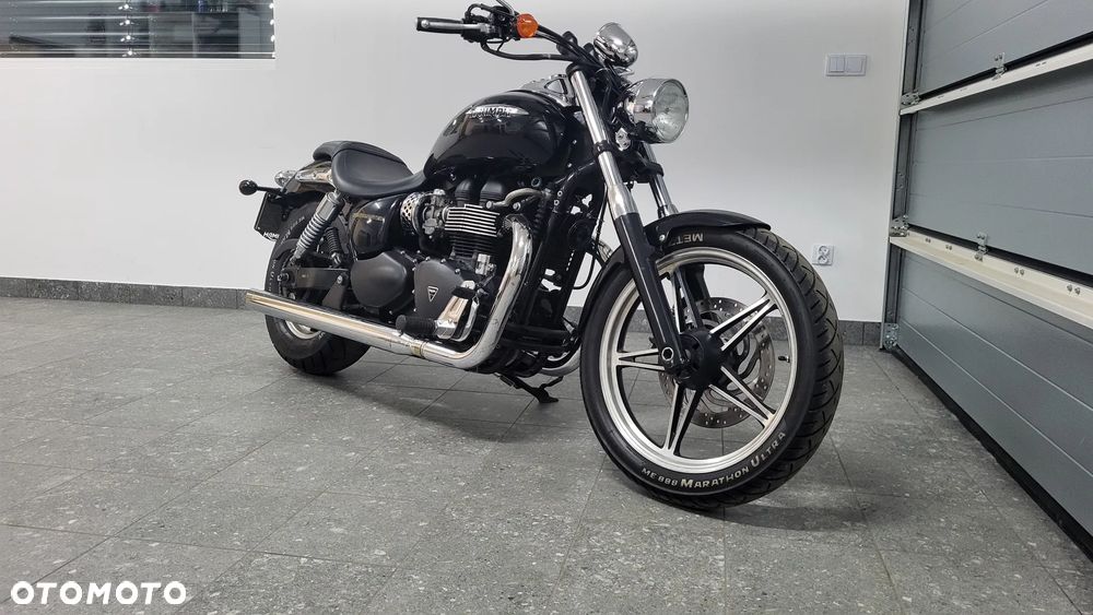 Triumph Speedmaster - 9