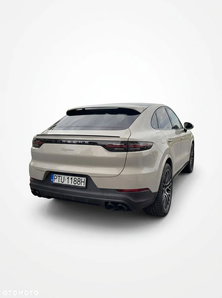 Porsche Cayenne - 4