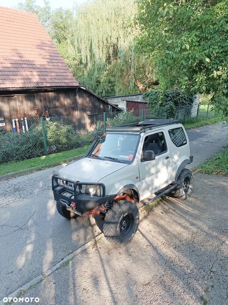Suzuki Jimny - 12