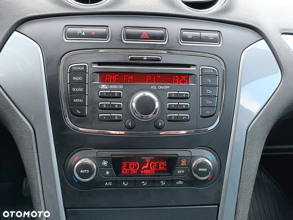 Ford Mondeo 2.0 TDCi Gold X - 20