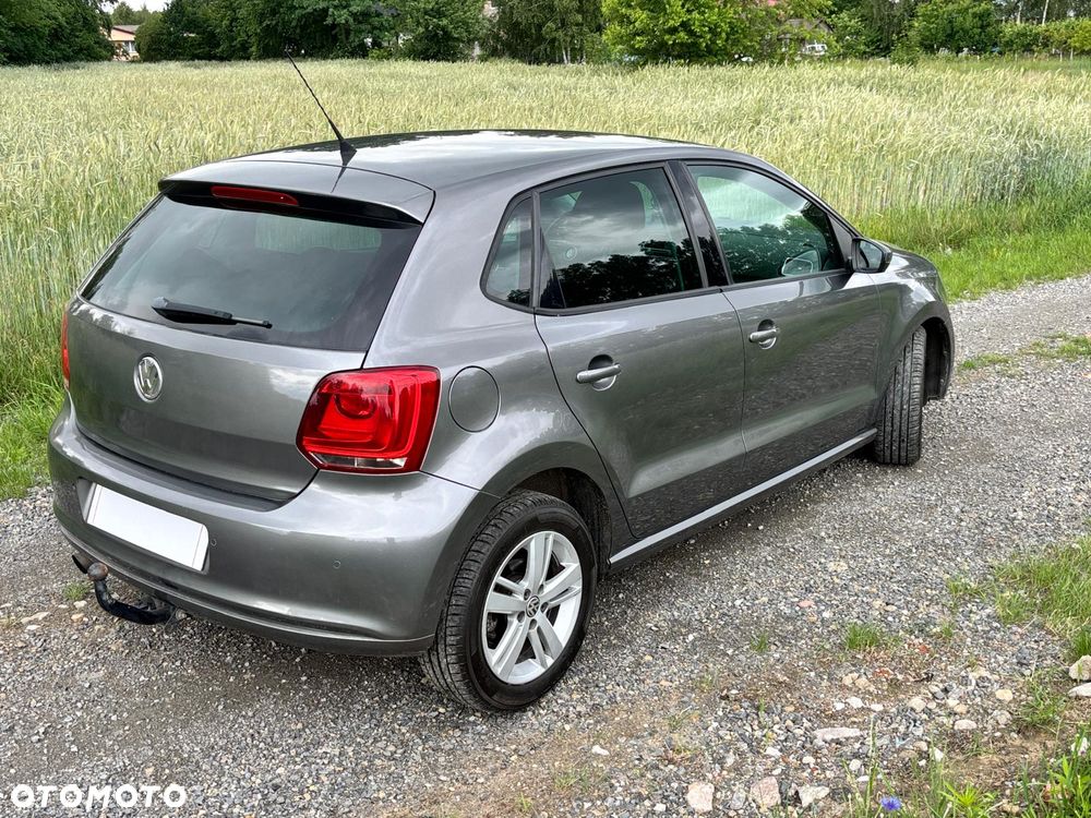 Volkswagen Polo 1.6 TDI Blue Motion Technology Comfortline - 13