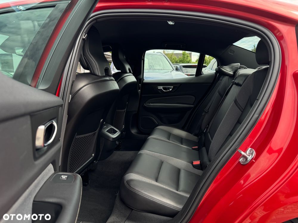 Volvo S60 B4 B Geartronic RDesign - 27