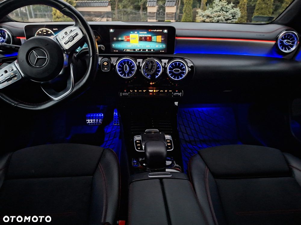Mercedes-Benz CLA 200 AMG Line 7G-DCT - 12