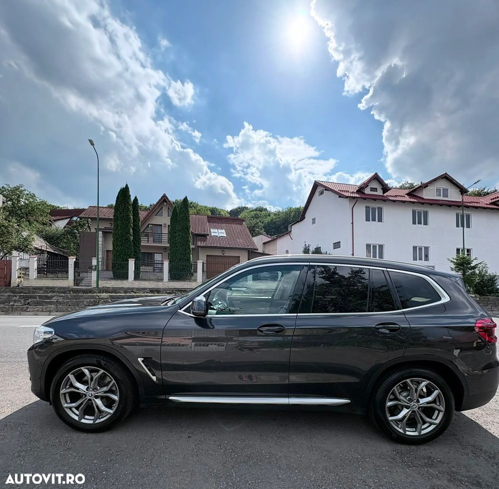 BMW X3 xDrive20d AT xLine - 9
