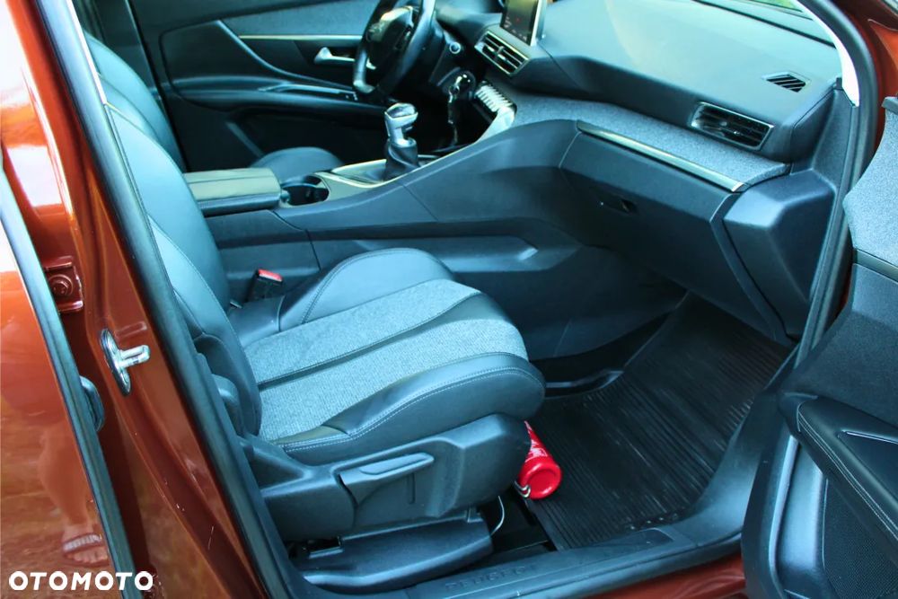 Peugeot 3008 1.6 HDi Active - 20