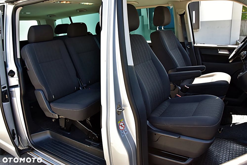 Volkswagen Caravelle 2.0 TDI L2 Comfortline DSG - 26
