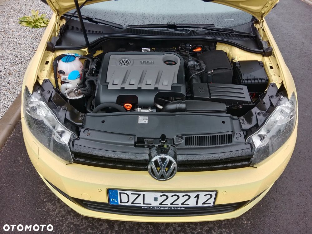 Volkswagen Golf 1.6 TDI DPF Comfortline - 10