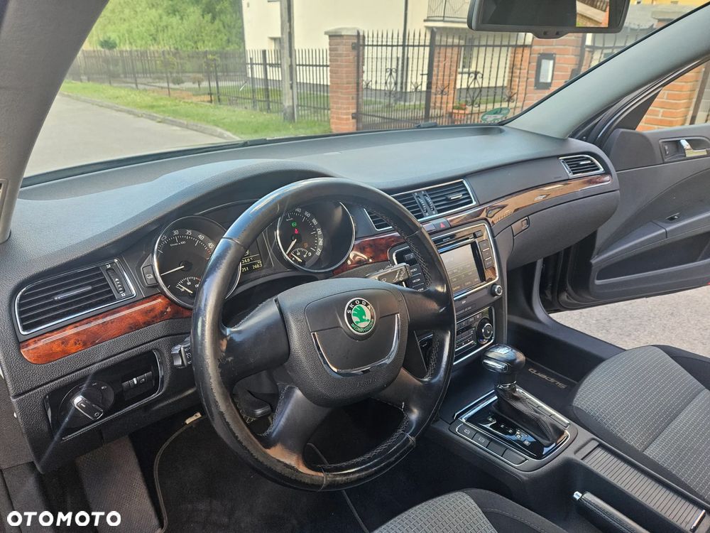 Skoda Superb 2.0 TDI DSG Elegance - 22
