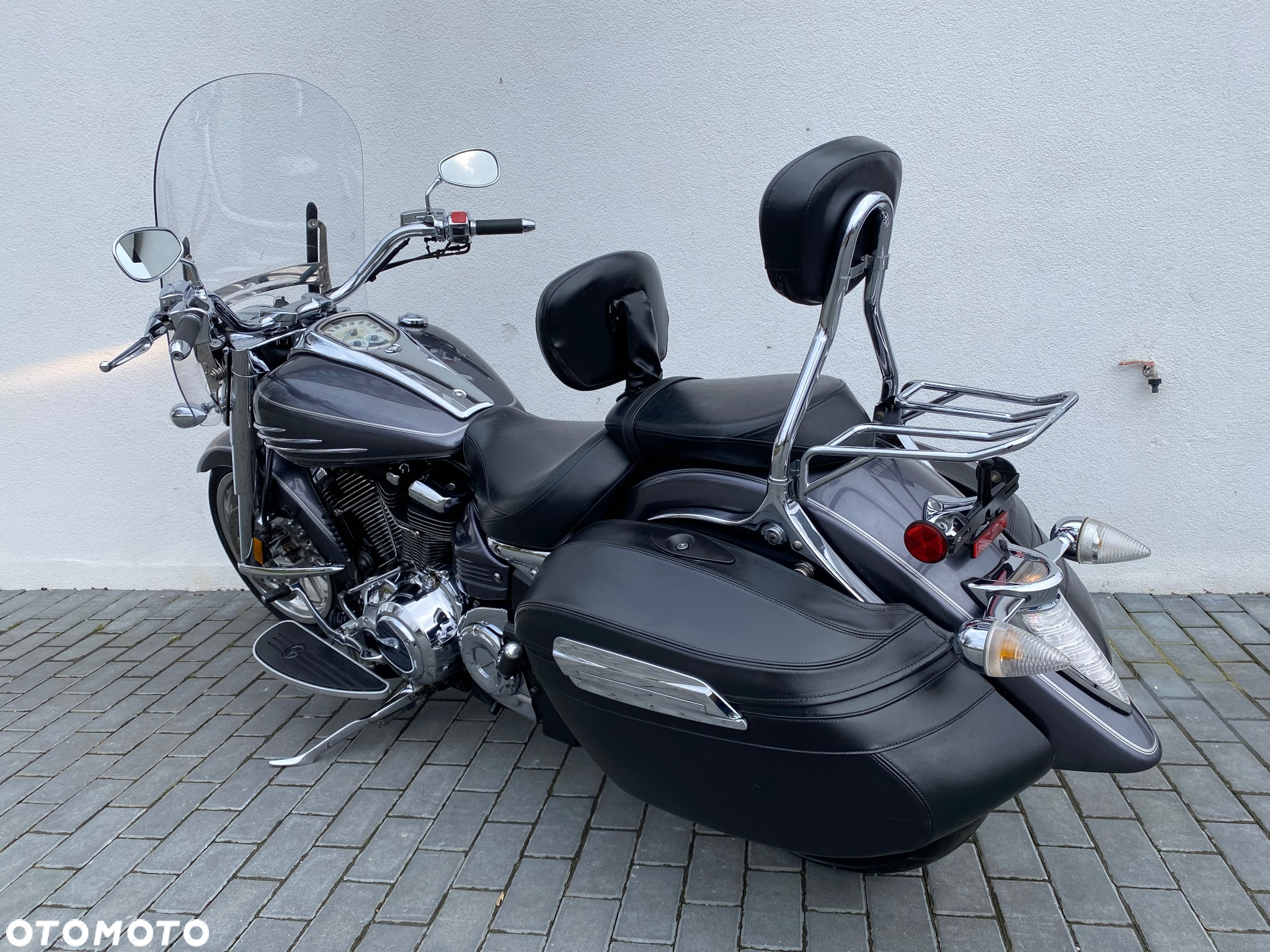Yamaha XV - 13