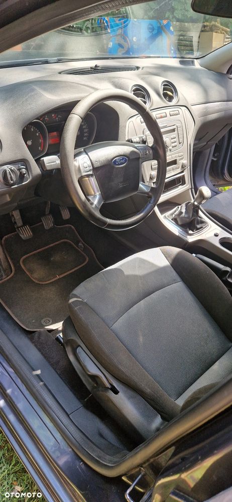 Ford Mondeo - 14