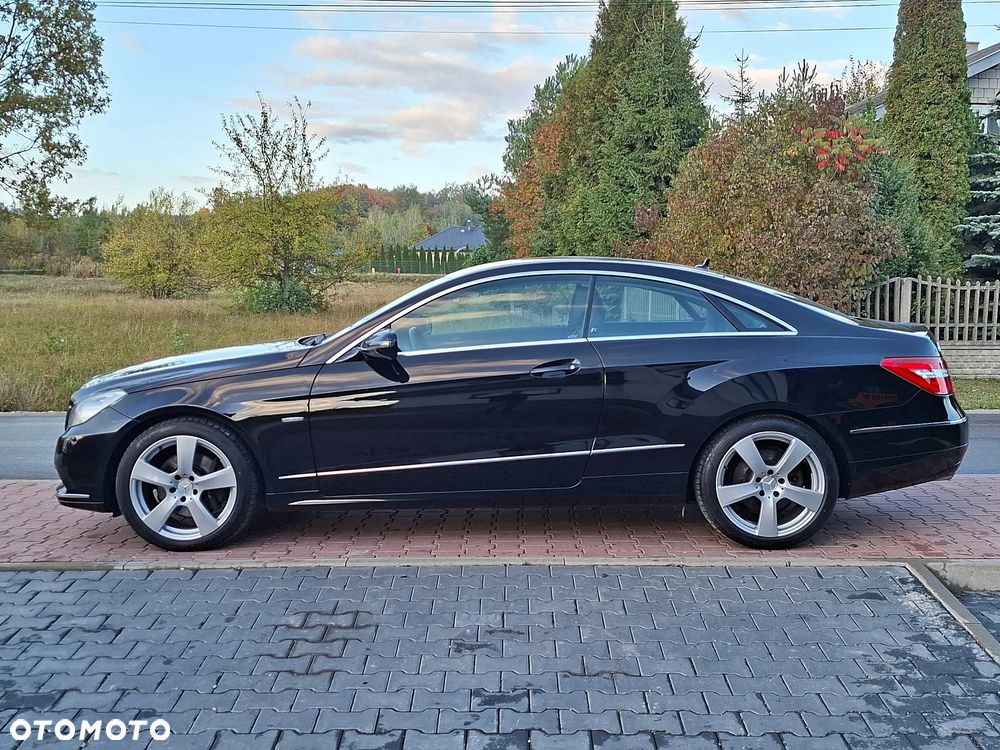 Mercedes-Benz Klasa E 350 CGI BlueEff - 13