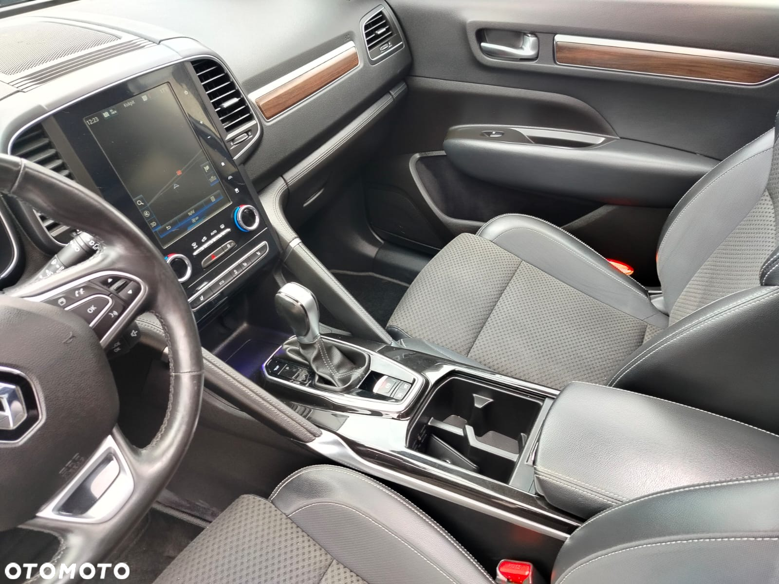 Renault Koleos 2.0 dCi Initiale Paris X-Tronic - 15