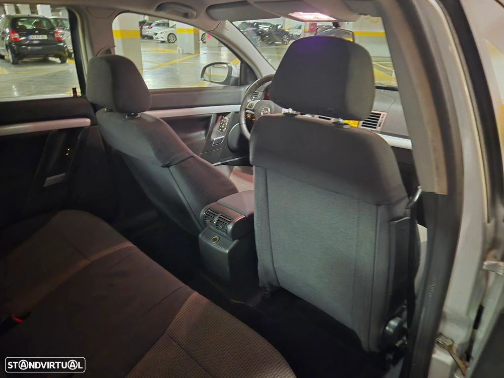 Opel Vectra 1.9 CDTi Elegance - 27