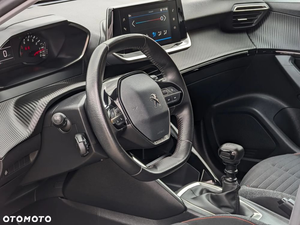 Peugeot 2008 PureTech 130 Active - 20