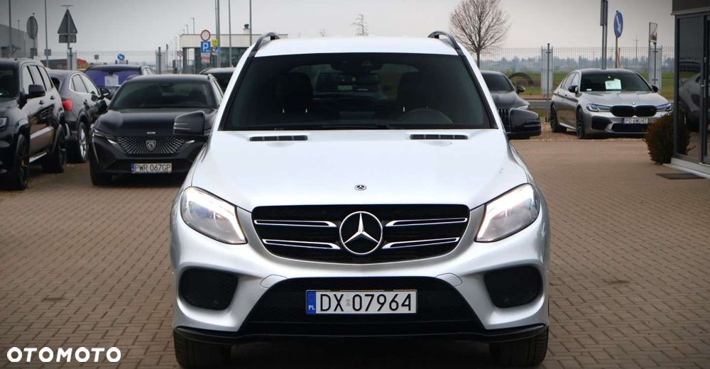 Mercedes-Benz GLE - 11