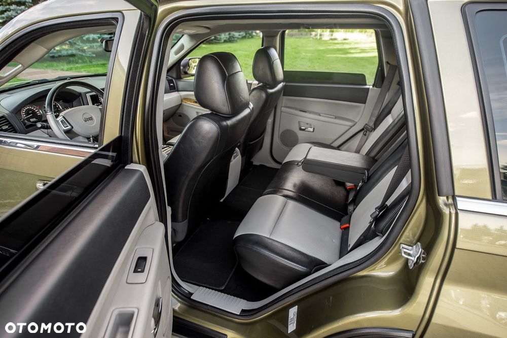 Jeep Grand Cherokee 4.7 4x4 Limited - 23