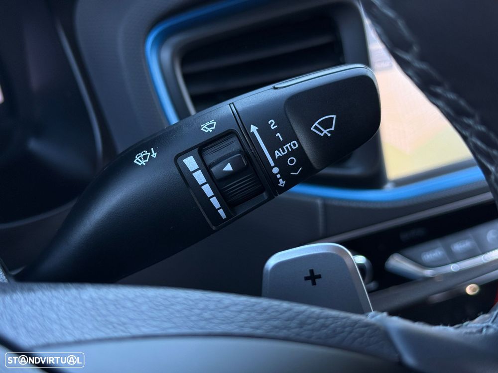 Hyundai Ioniq 1.6 GDI HEV Hybrid Tech - 14