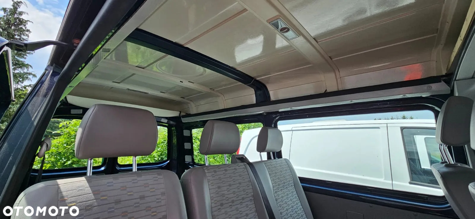 Volkswagen Transporter - 9