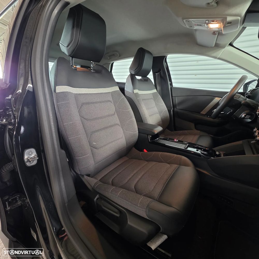 Citroën e-C4 136 YOU - 16