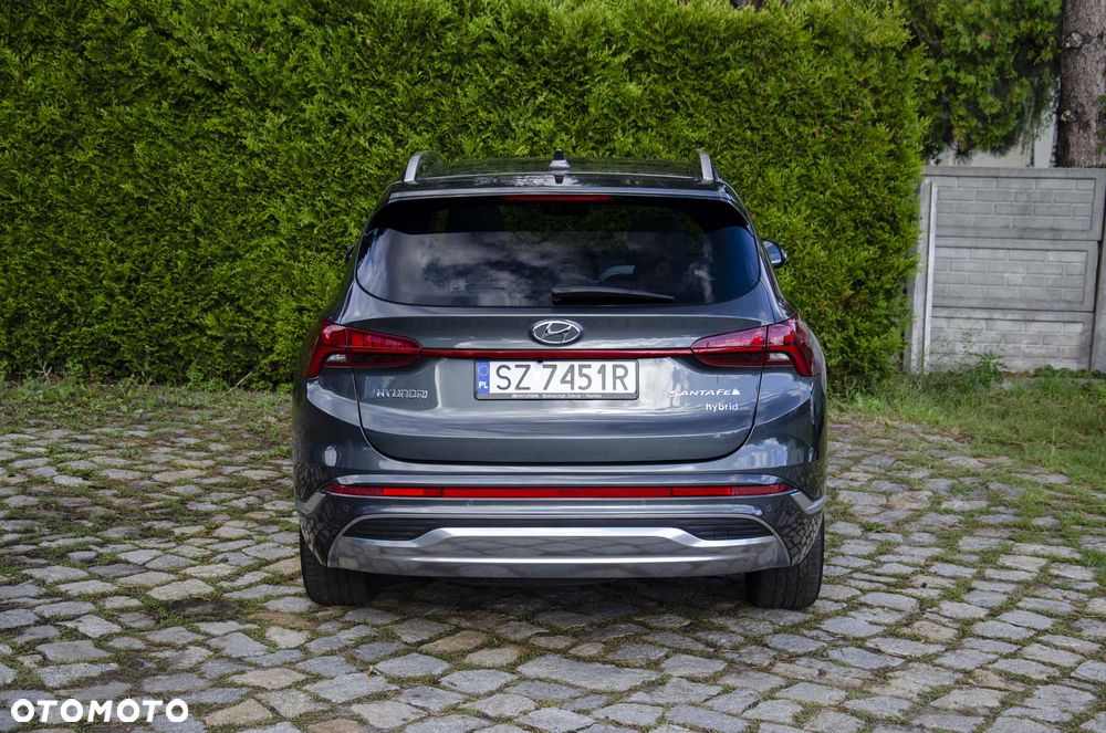 Hyundai Santa Fe 1.6 T-GDI HEV Platinum 4WD 7os - 9