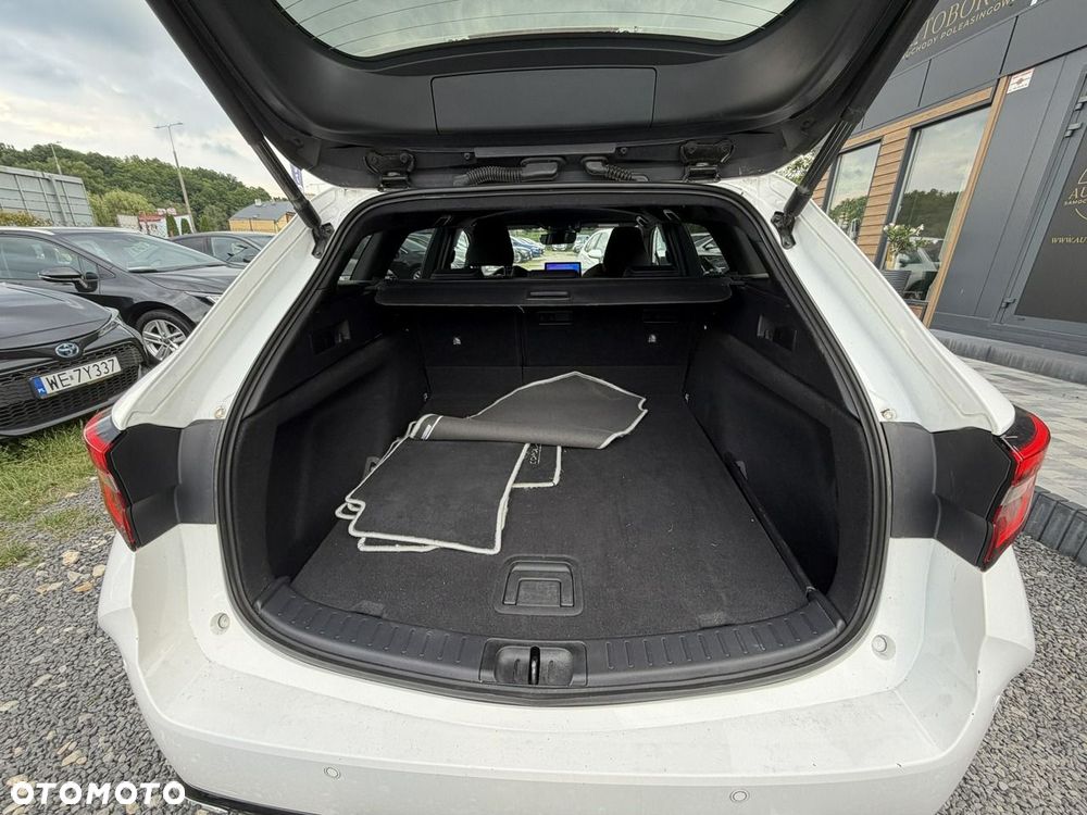 Toyota Corolla 1.8 Hybrid Executive - 8