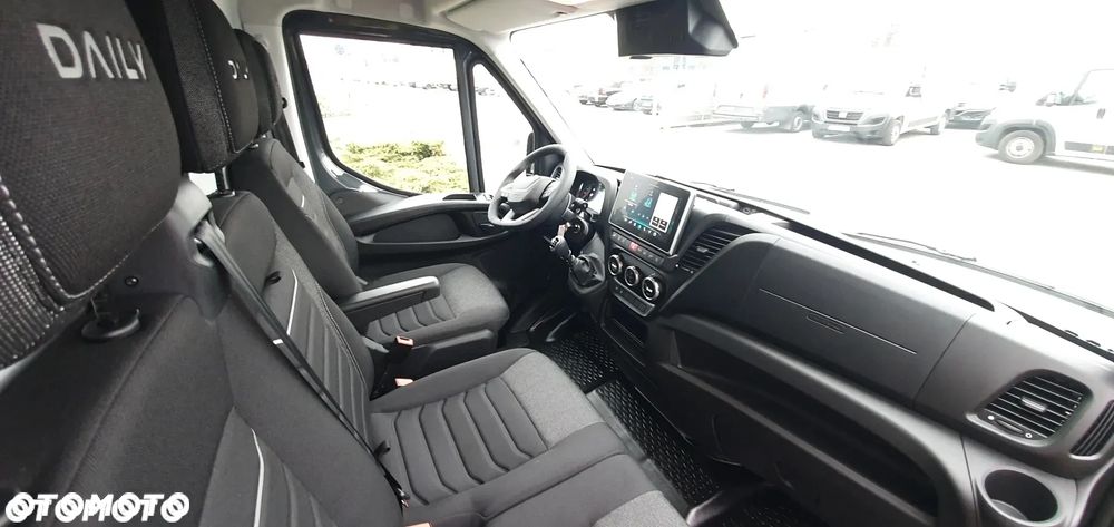 Iveco DAILY WYPRZEDAŻ DEALERA – zastosowanie pod 10 palet !!! - 17