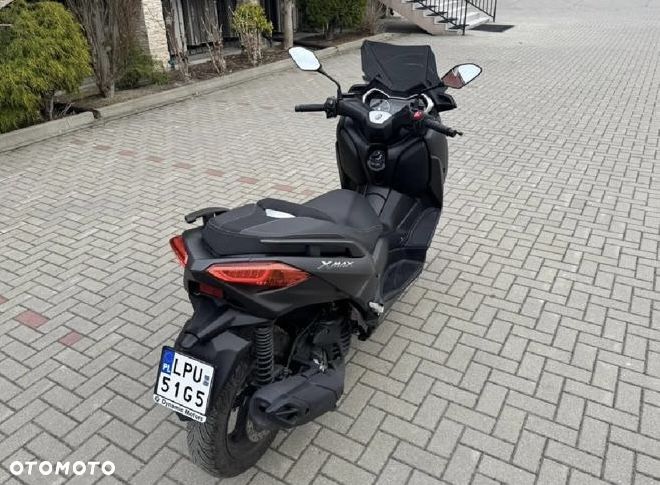 Yamaha X-max - 17