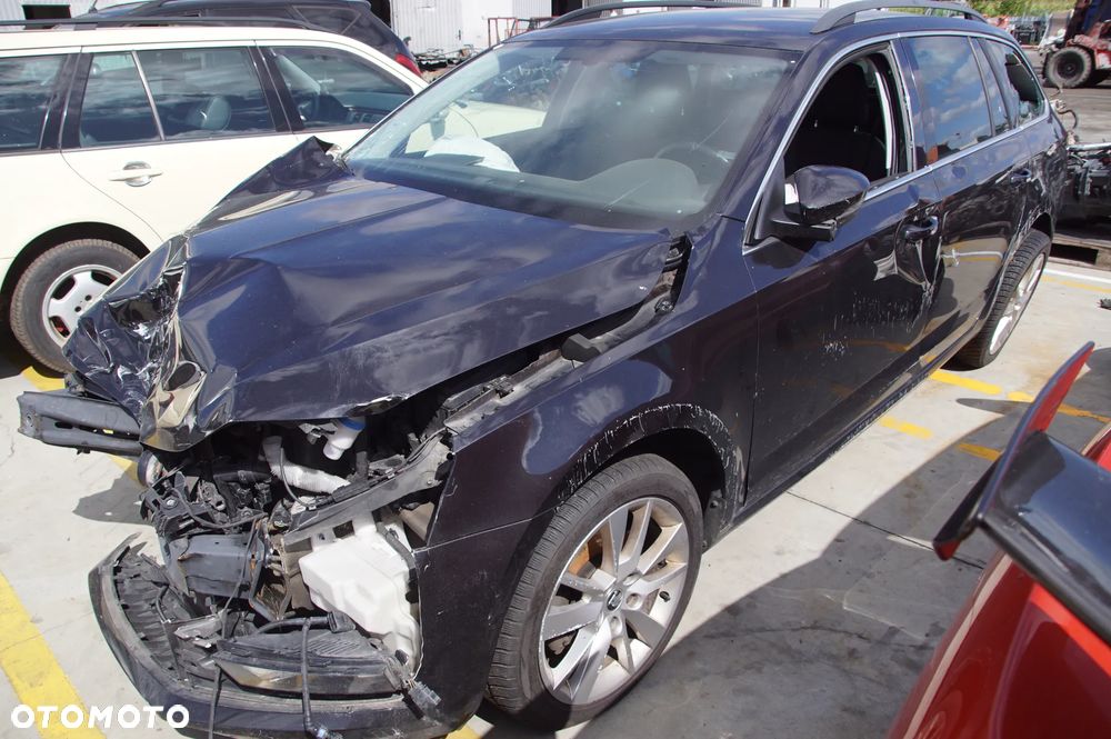 Auto na części - Skoda Octavia III Lift 2.0 TDI 150 KM DFFA TDH 2018R Silnik Skrzynia Zderzak Klapa Drzwi Szyba Lusterko Deska Kokpit Sterownik Moduł Licznik Wybierak - 4