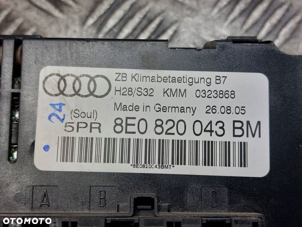 PANEL NAWIEWU AUDI A4 B7 8E0820043BM - 4