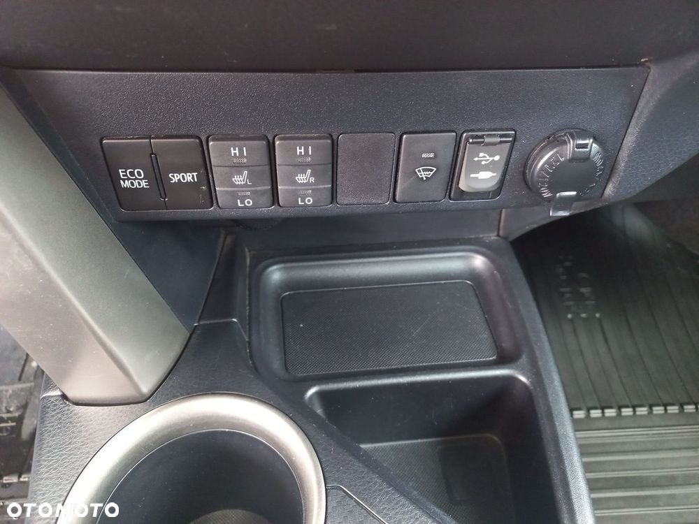Toyota RAV4 2.0 Premium 4x4 MS - 18