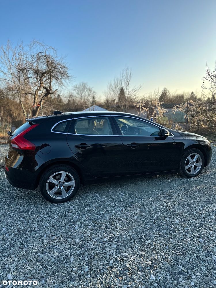 Volvo V40 D2 Drive-E Summum - 11