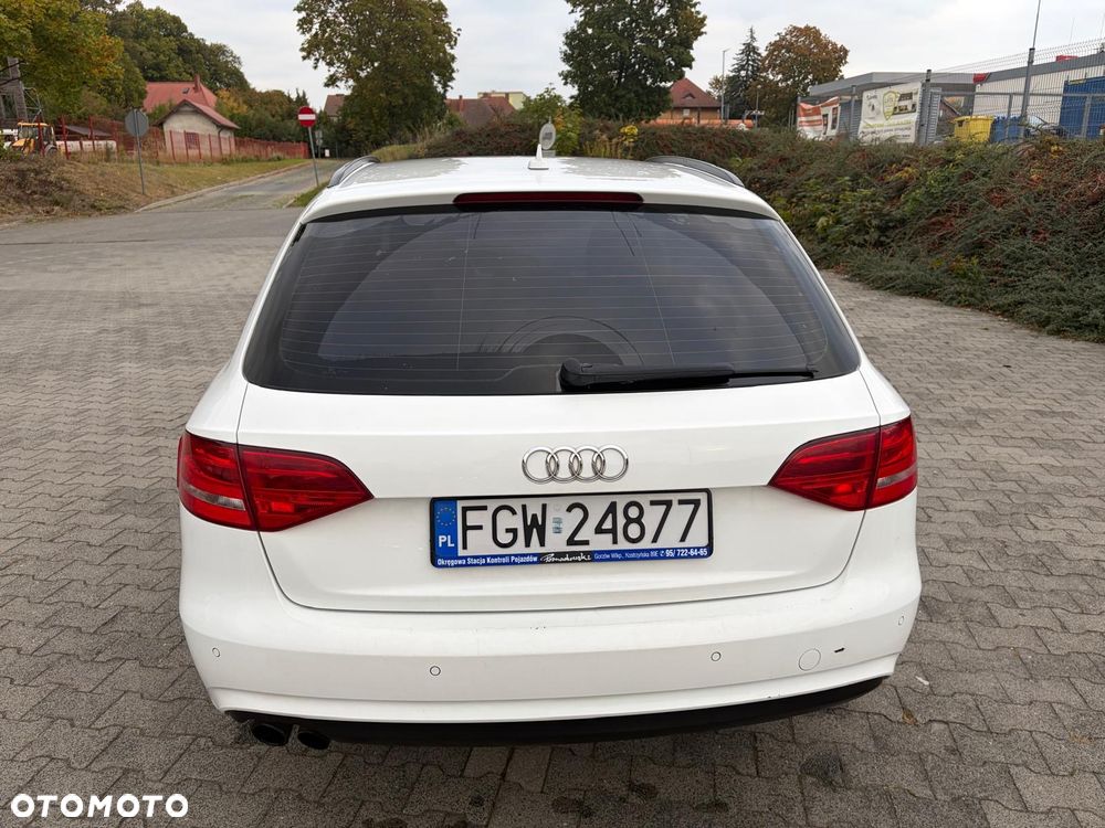 Audi A4 Avant - 6