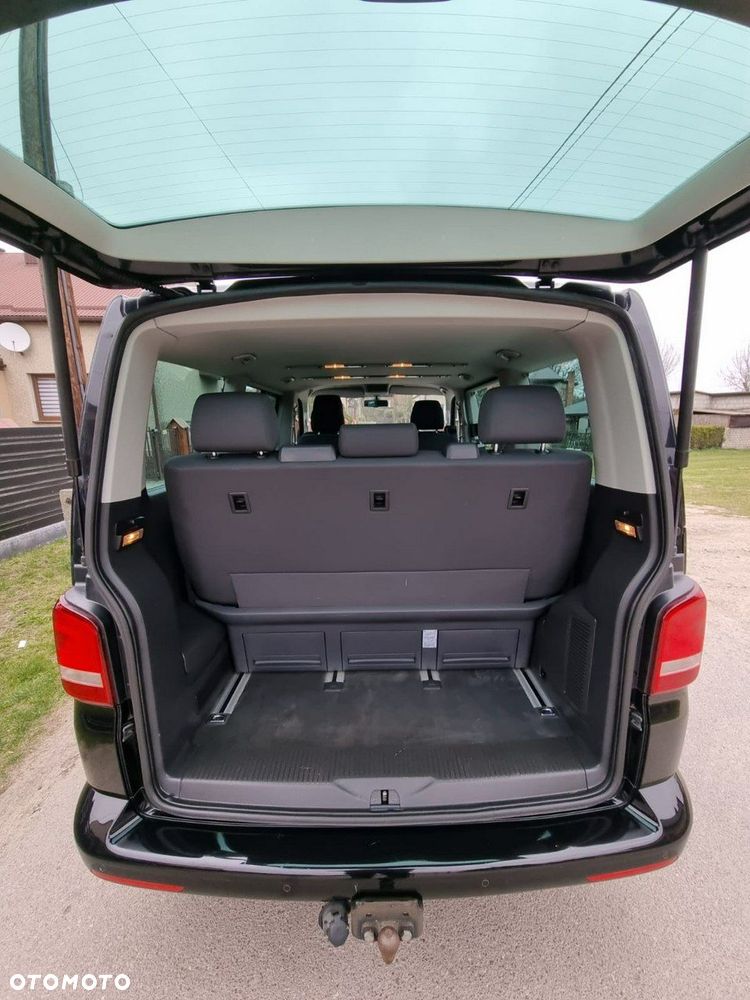 Volkswagen Multivan - 24