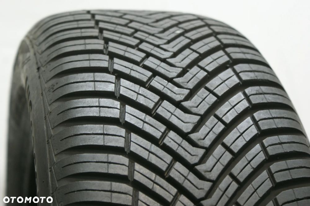 całoroczne 205/55R16 CONTINENTAL ALLSEASONCONTACT , 7,3mm 2023r B3402 - 2