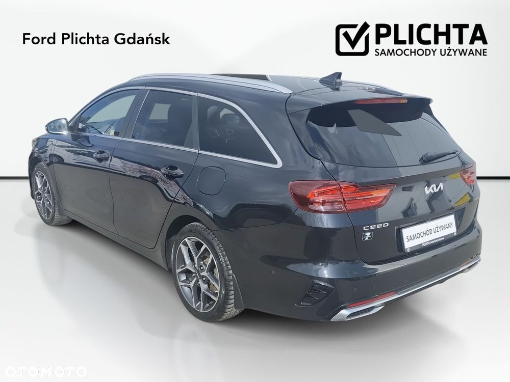 Kia Ceed - 8