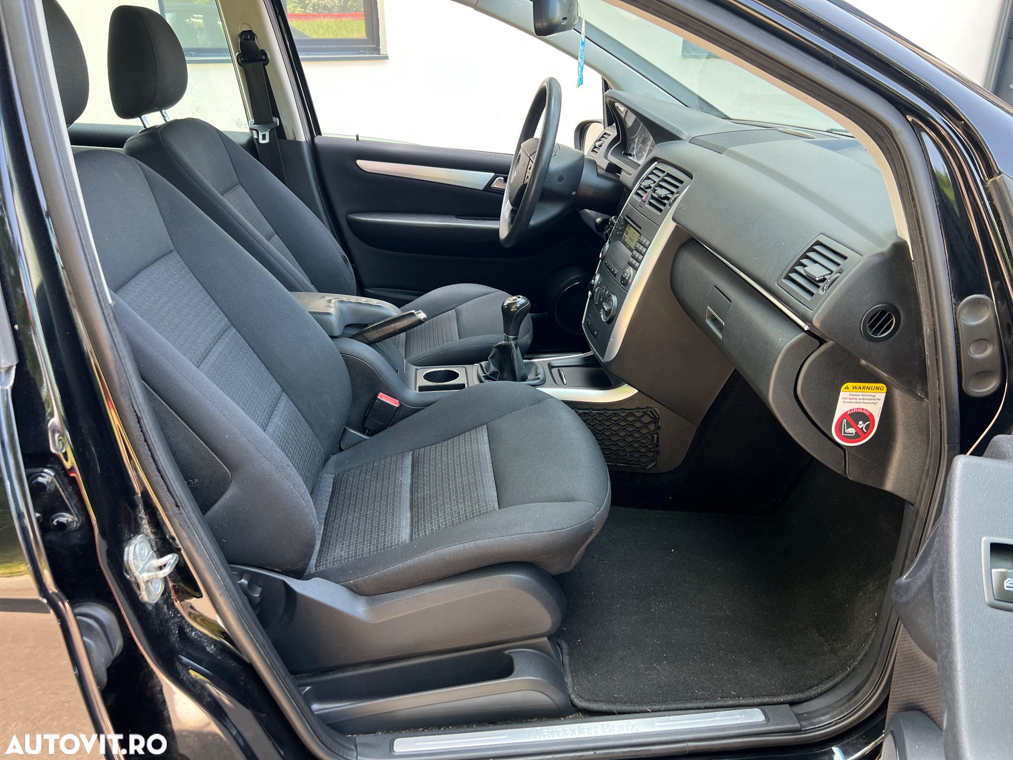 Mercedes-Benz B 180 CDI - 9