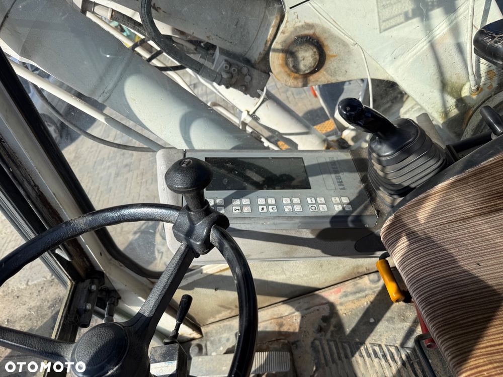 Liebherr A900 Litronic - 11