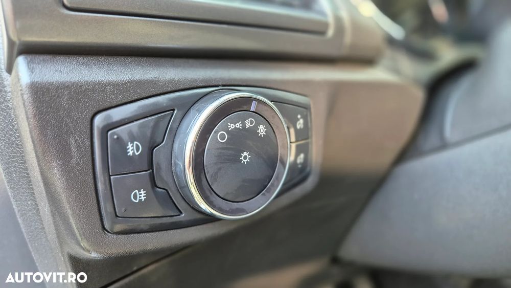 Ford Mondeo - 7