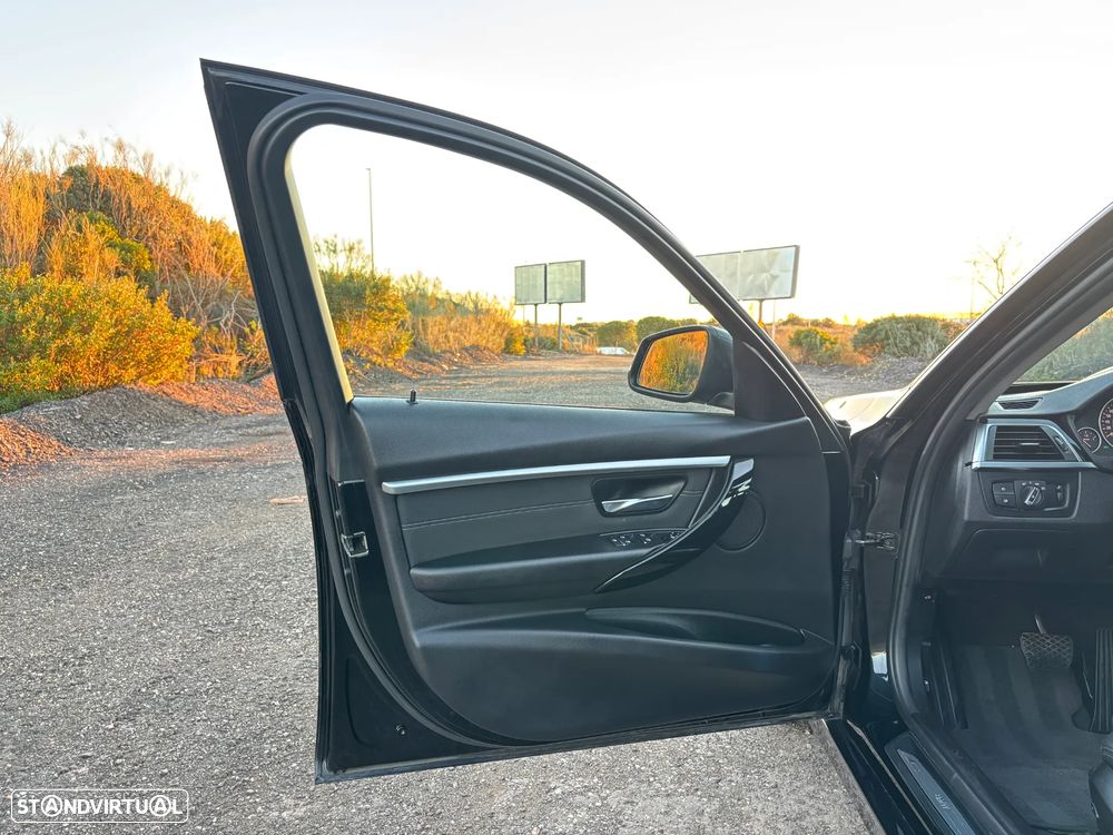 BMW 320 d Touring ED Line Sport Shadow Auto - 12