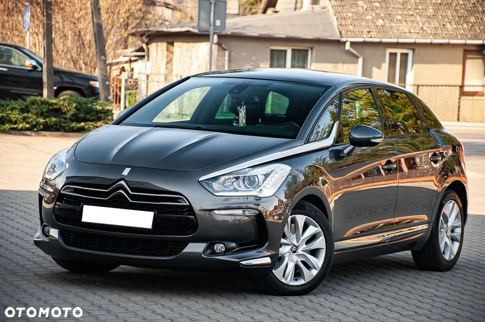 DS Automobiles DS 5 - 7