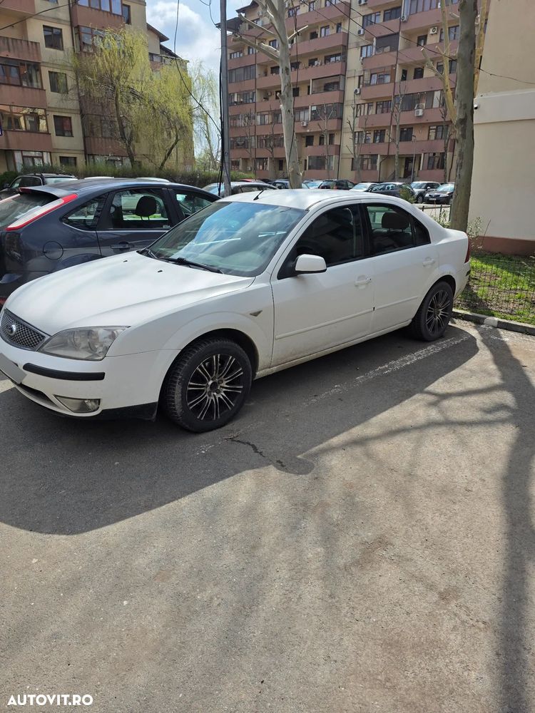 Ford Mondeo 2.0 TDCI Ambiente - 1