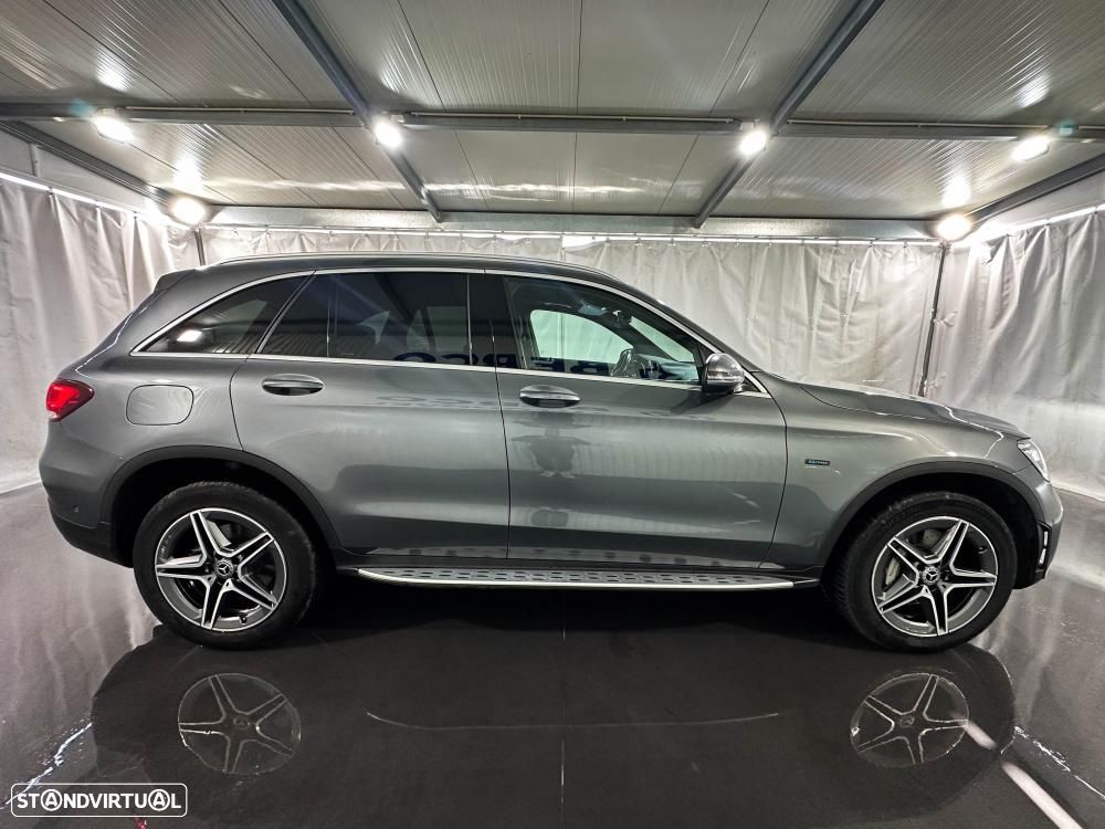 Mercedes-Benz GLC 300 e 4Matic 9G-TRONIC Edition AMG Line - 12
