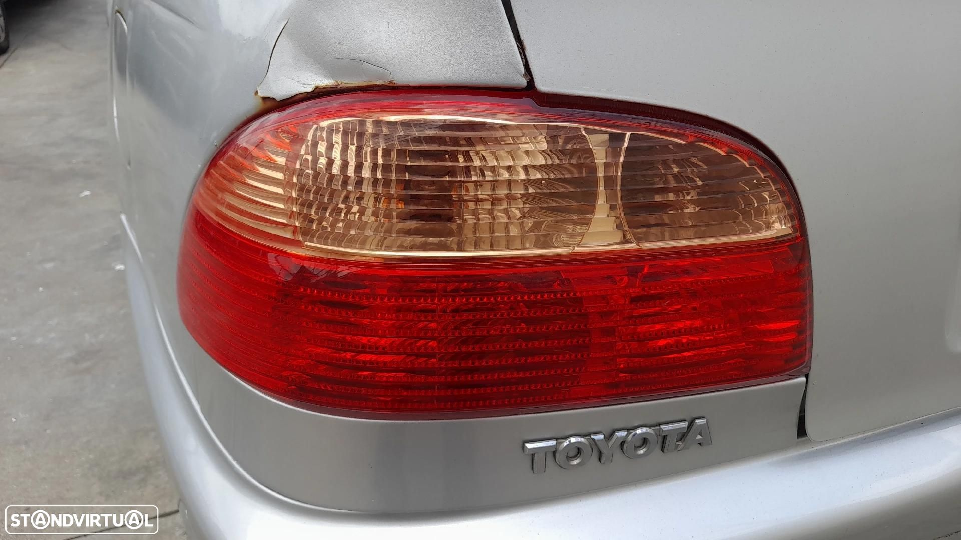 Farolim esquerdo TOYOTA Avensis Liftback (_T22_) - 1