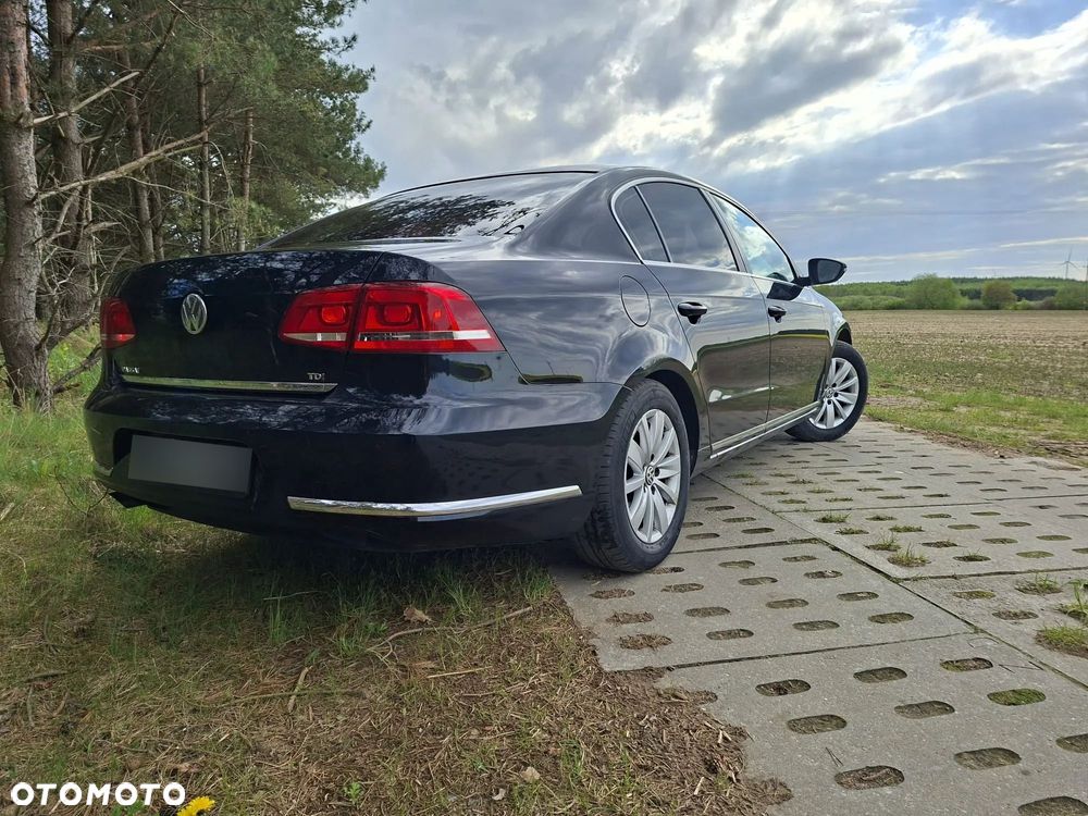 Volkswagen Passat 1.6 TDI BlueMotion Technology Highline - 5