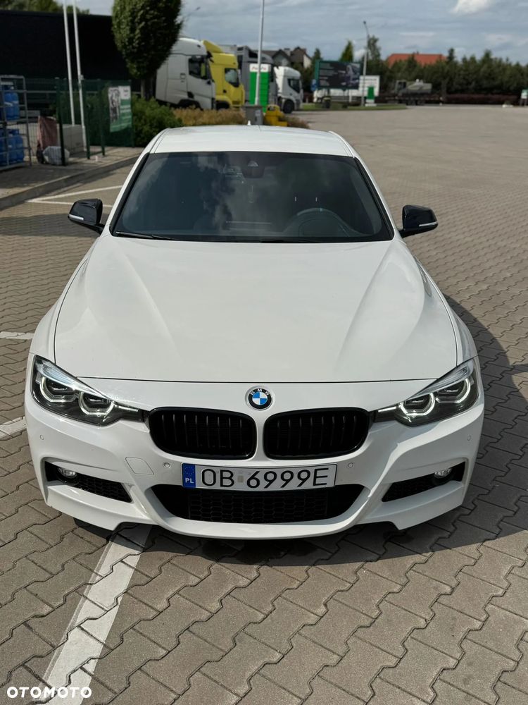 BMW Seria 3 325d M Sport Shadow - 4