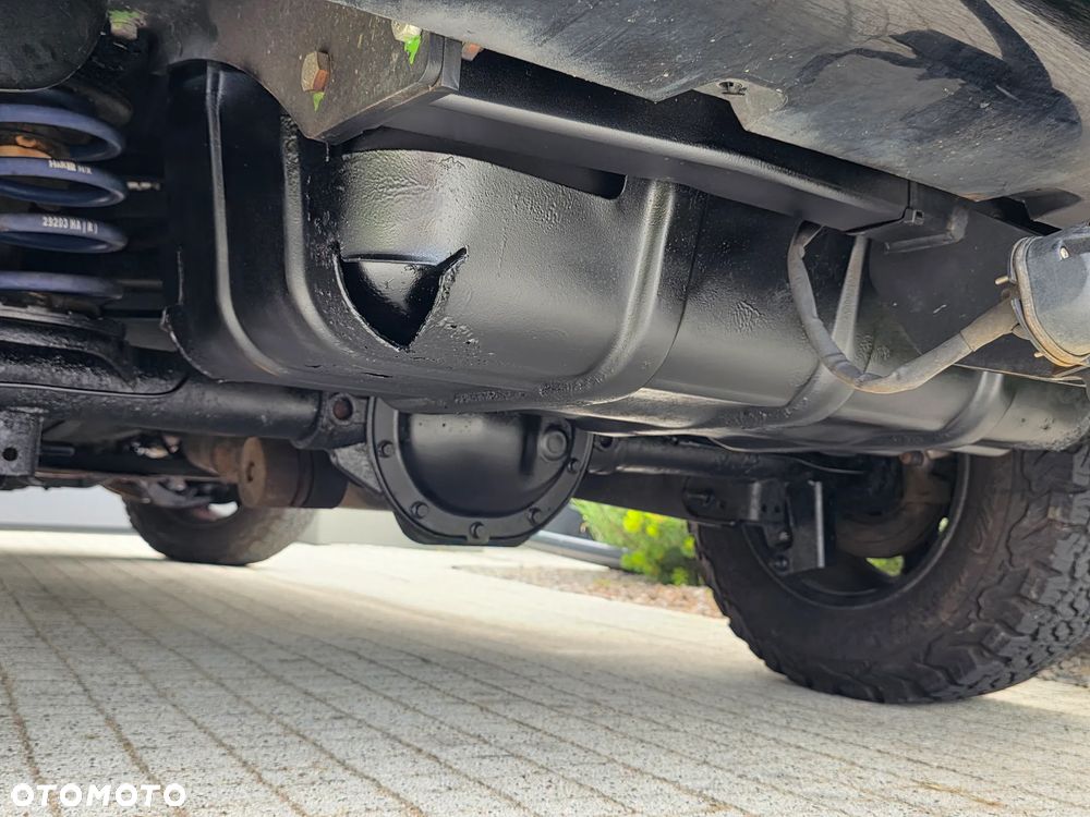 Jeep Cherokee - 27